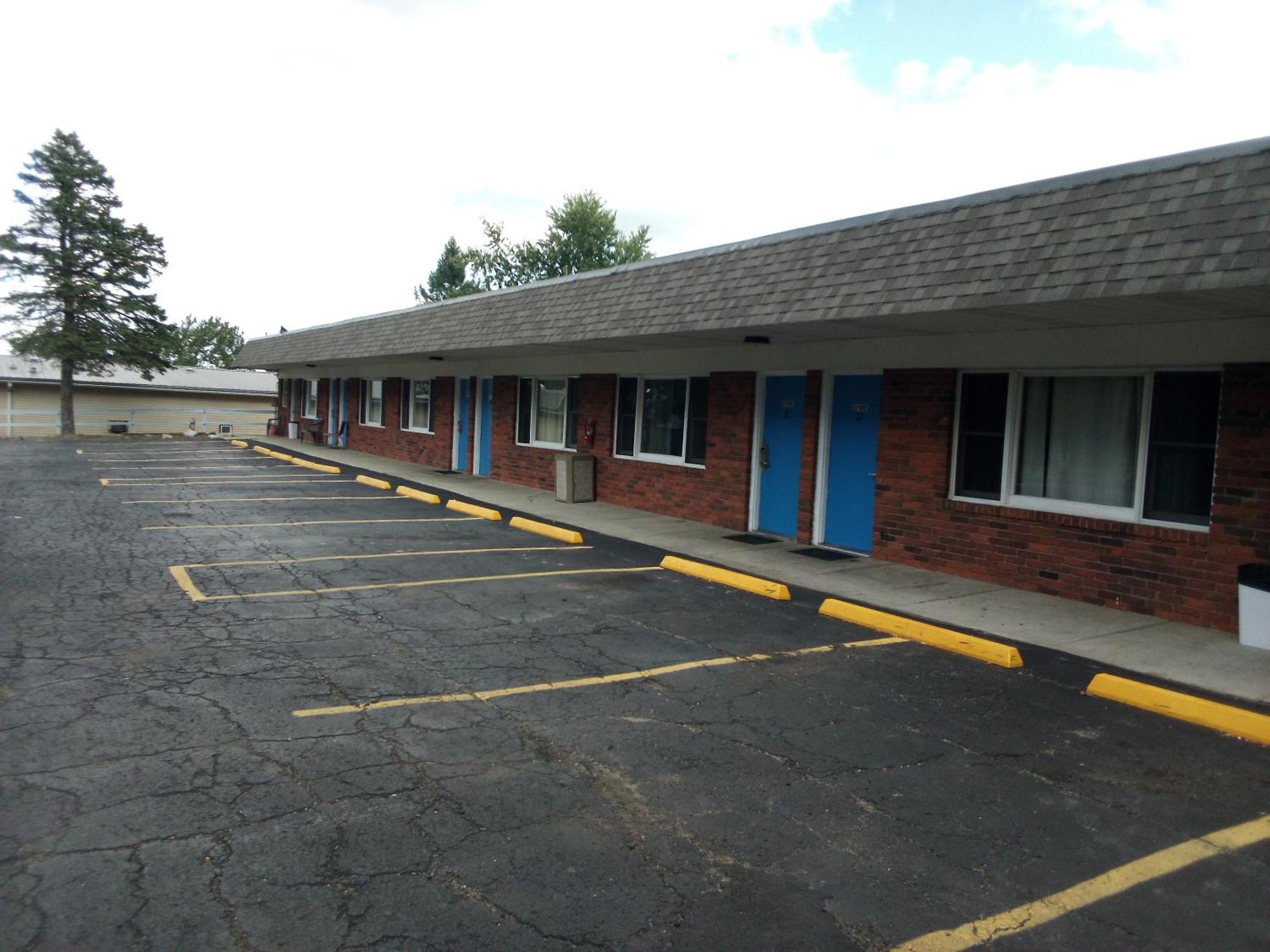 Baw Beese Inn Hillsdale Bagian luar foto
